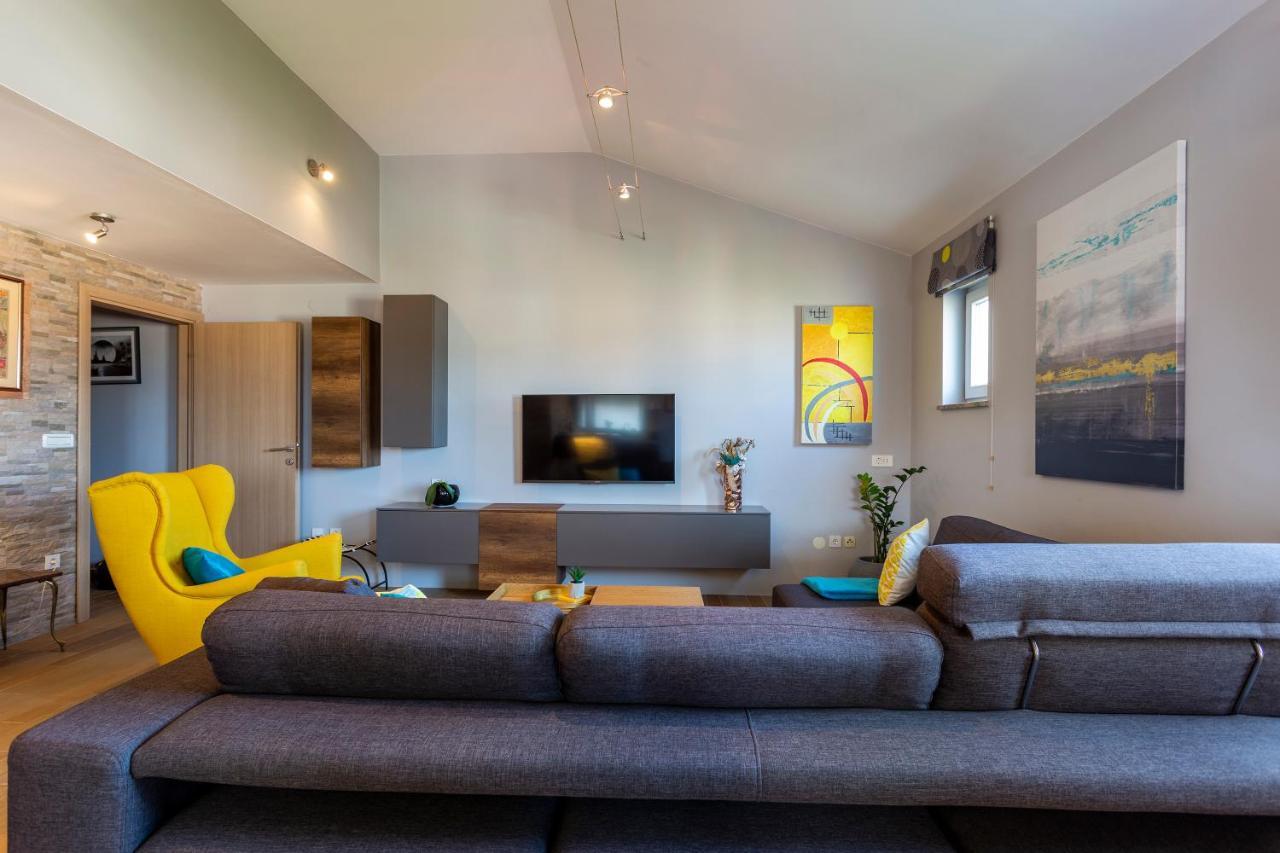 PUY Apartman Ember מראה חיצוני תמונה