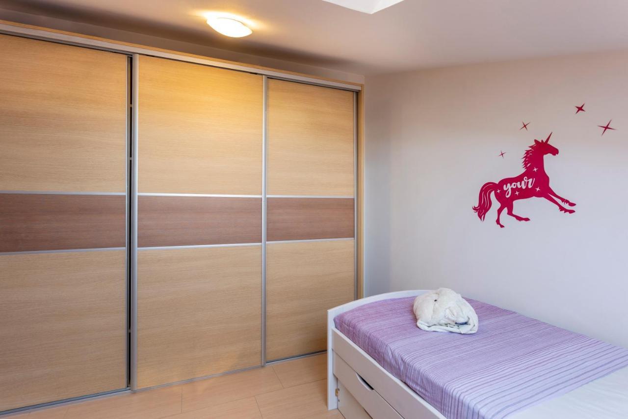 PUY Apartman Ember מראה חיצוני תמונה